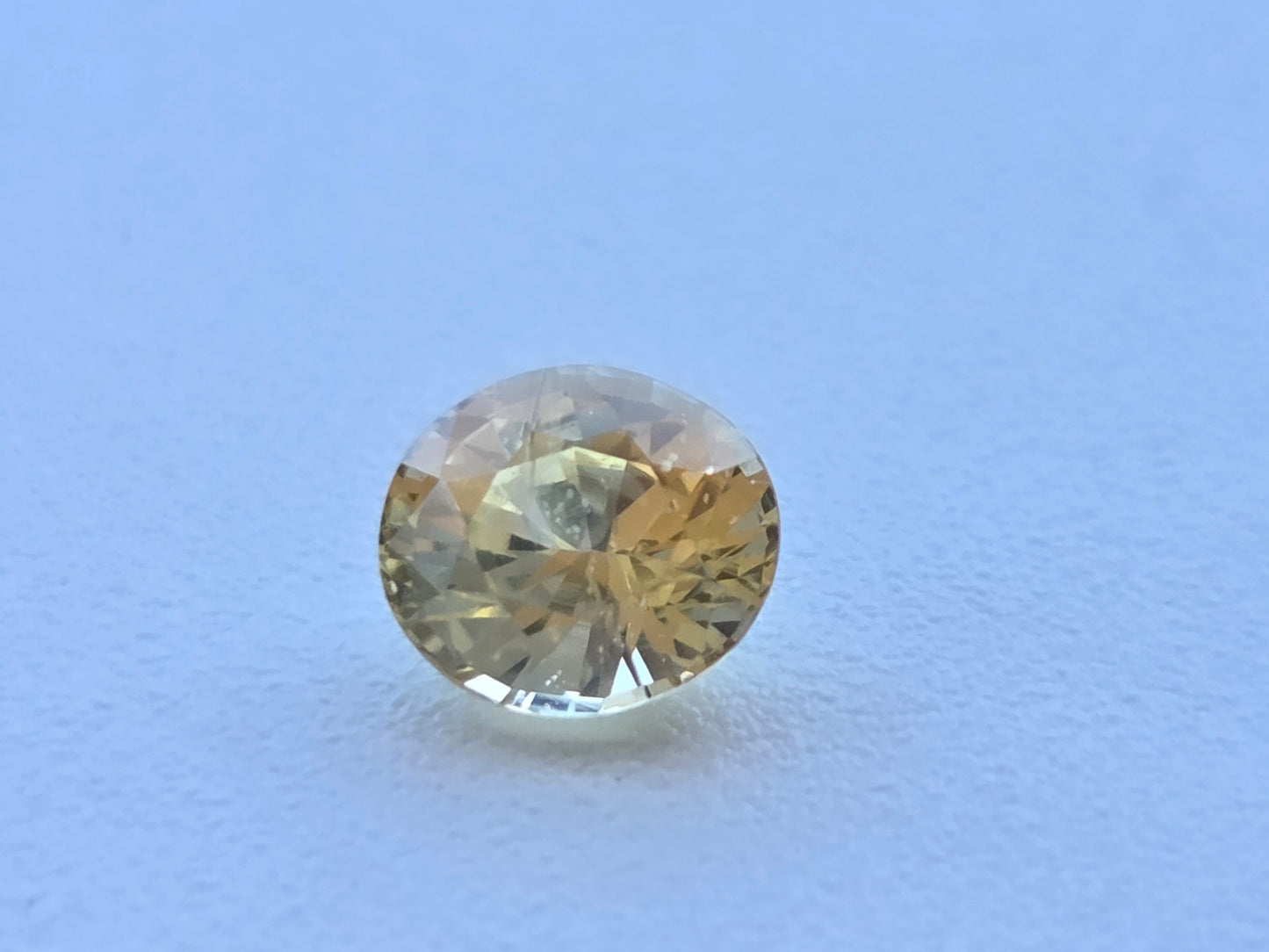0.965 CT CEYLON YELLOW SAPPHIRE