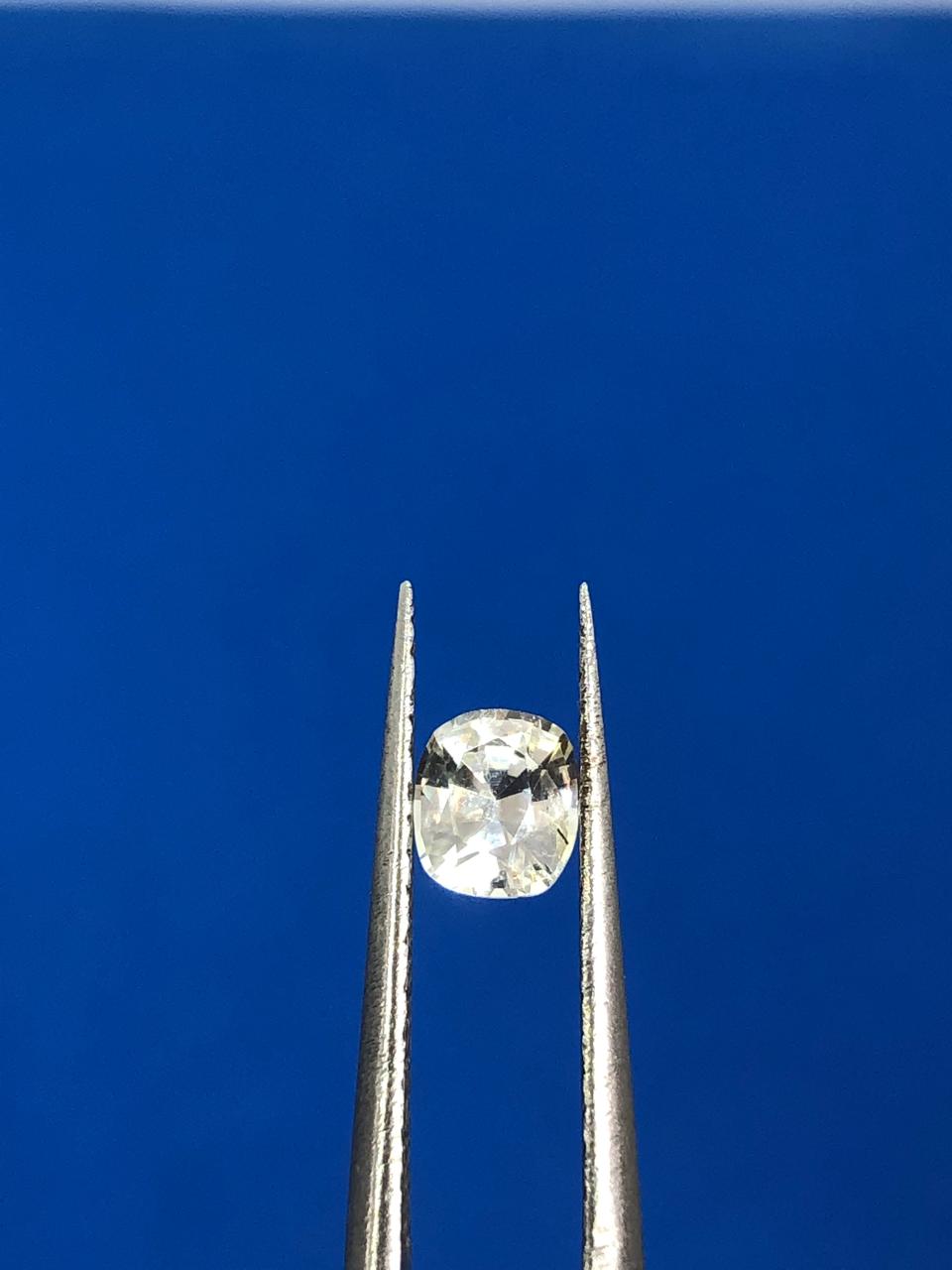 0.72 CT CEYLON YELLOW SAPPHIRE