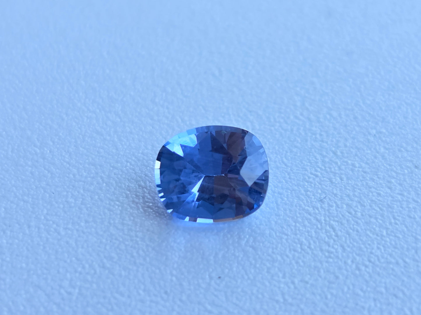 0.780 CT CEYLON SKY BLUE SAPPHIRE