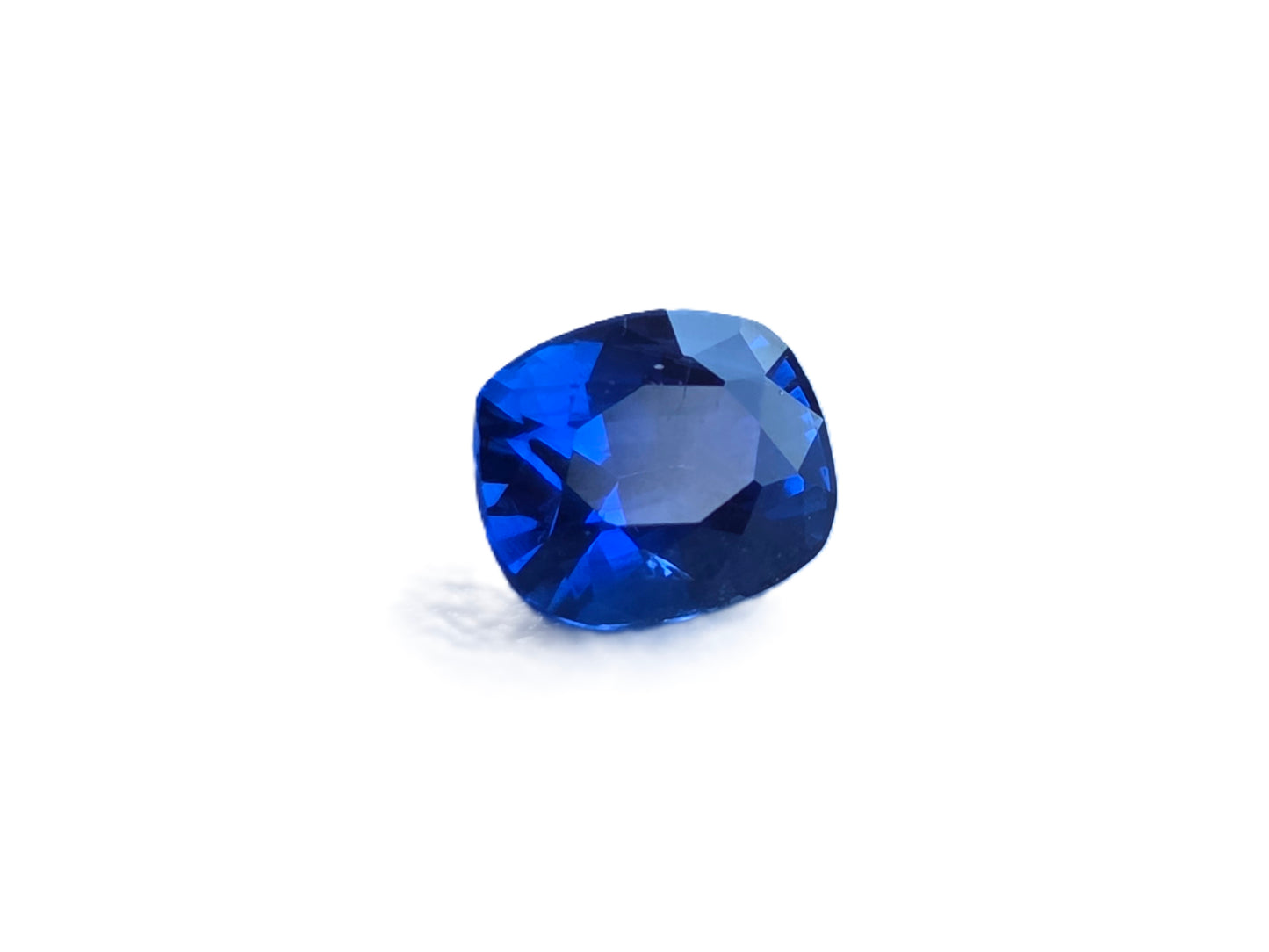 0.5 CT CEYLON ROYAL BLUE SAPPHIRE