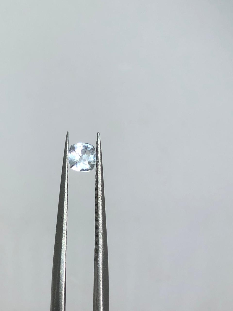 0.3 CT CEYLON WHITE SAPPHIRE