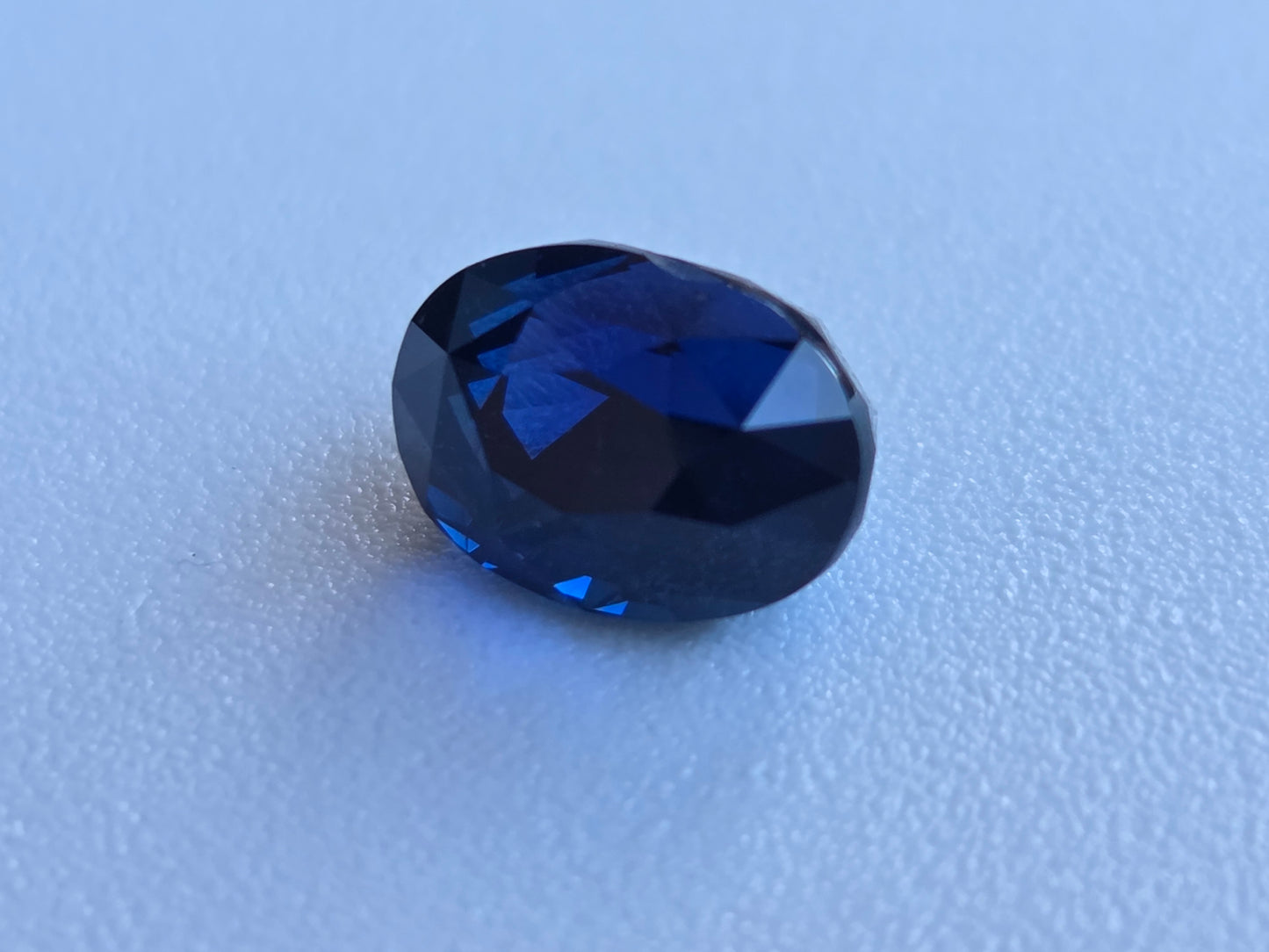 2.72 CT ROYAL BLUE SAPPHIRE