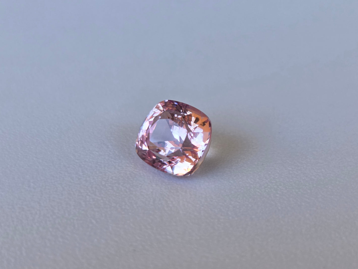 2.05 CT PADPARADSCHA SAPPHIRE