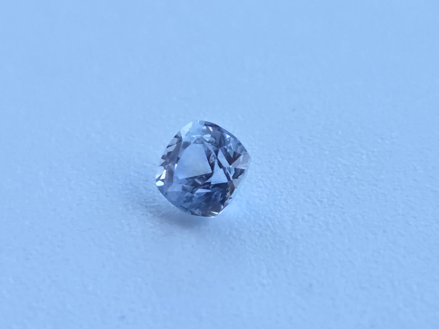 0.930 CT BLUE SAPPHIRE