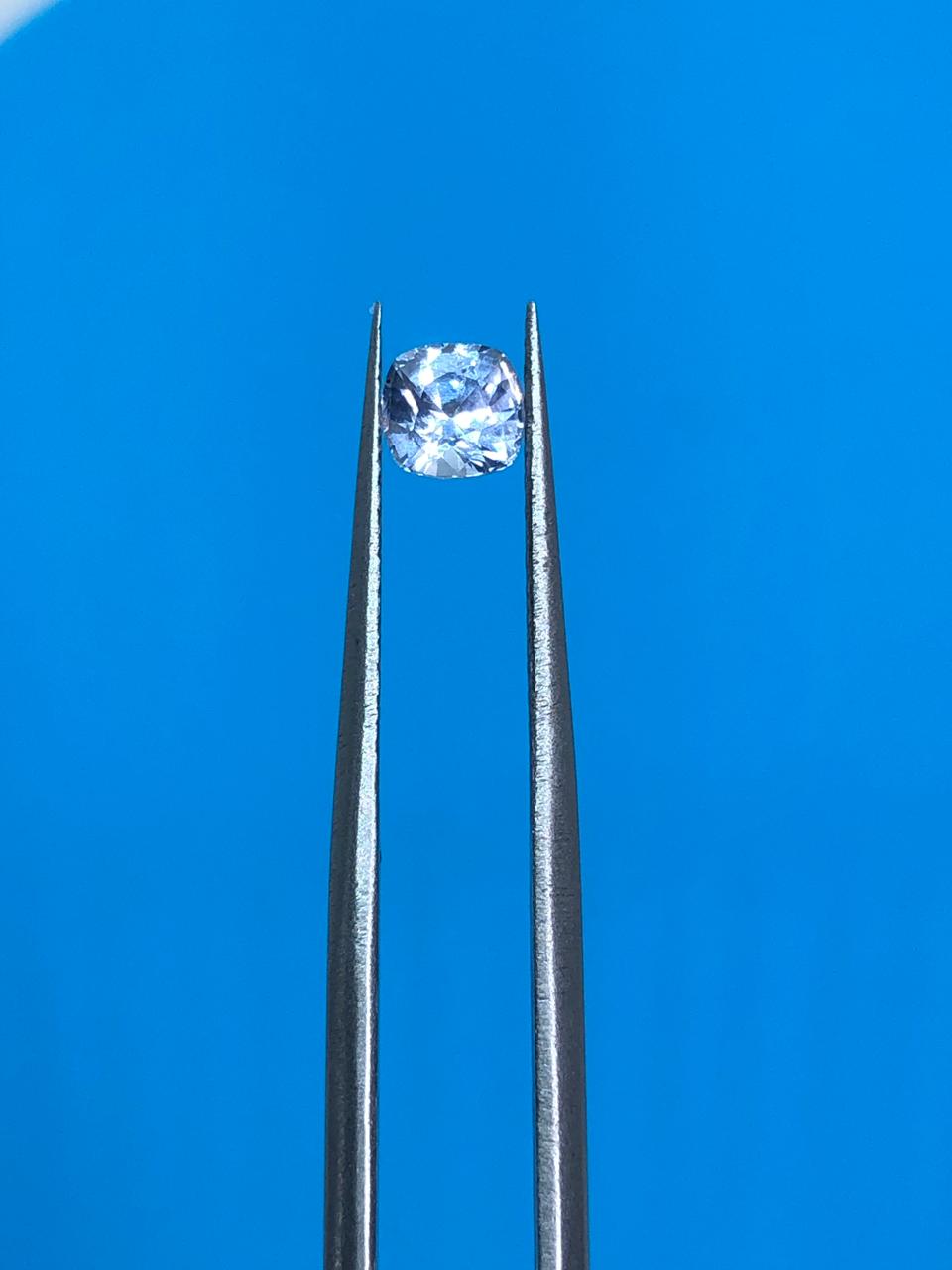 0.930 CT BLUE SAPPHIRE