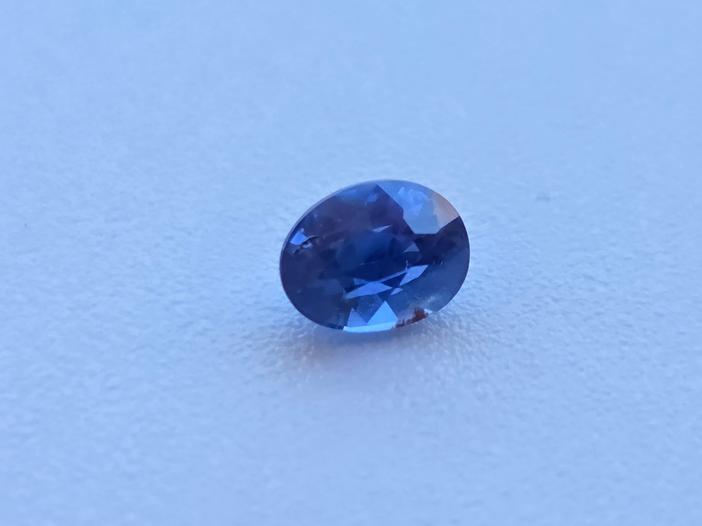 0.6 CT CEYLON  BLUE SAPPHIRE