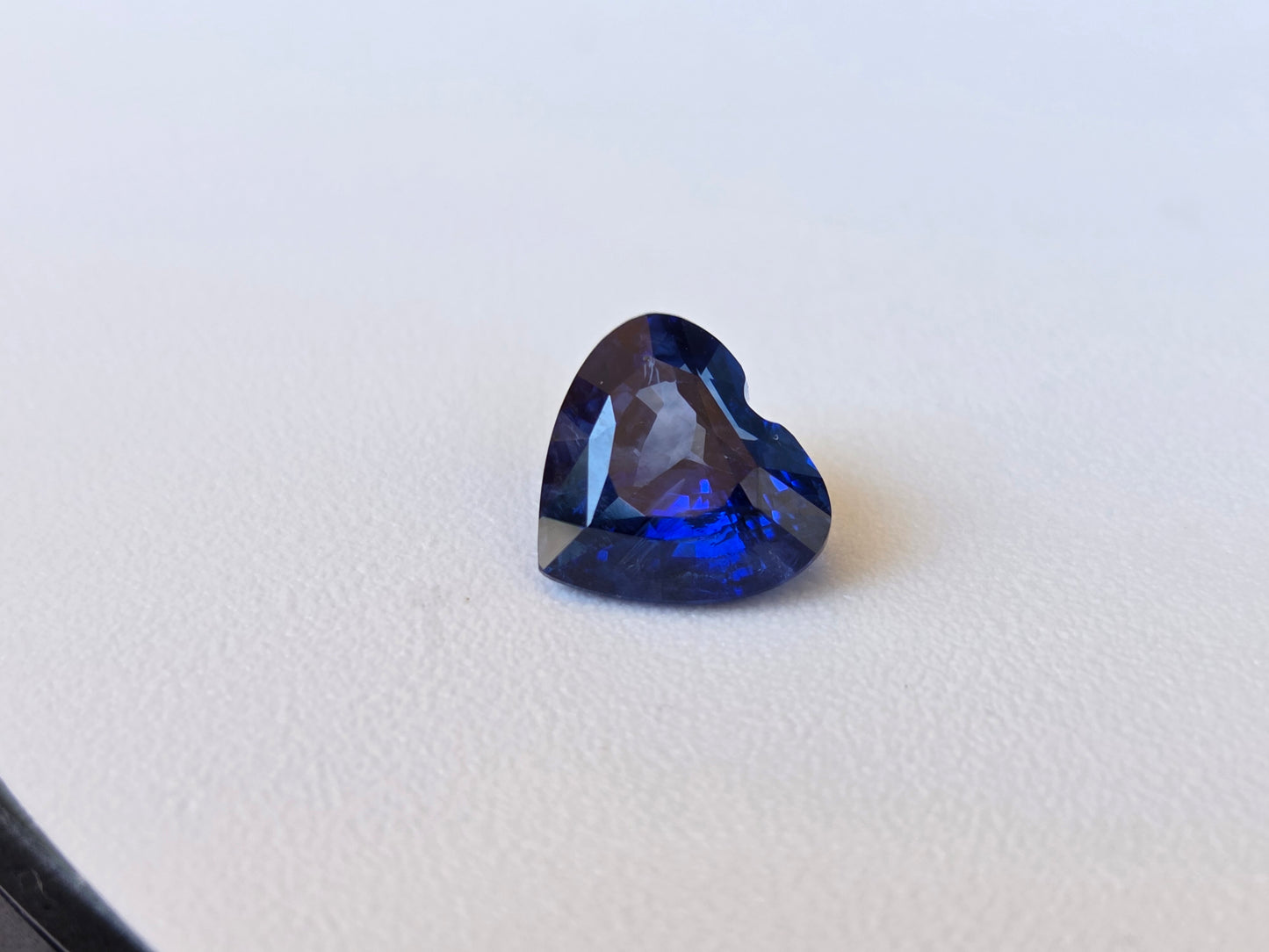 1.85 CT CEYLON ROYAL BLUE SAPPHIRE