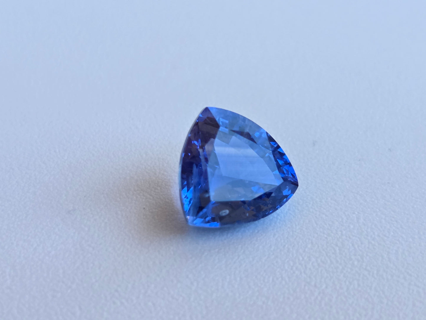 4.05 CT CEYLON CORNFLOWER BLUE SAPPHIRE